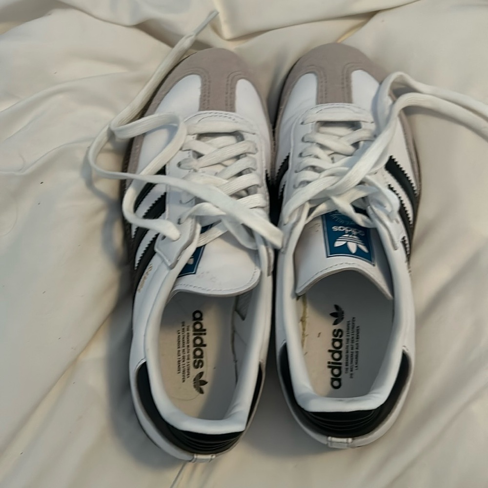Adidas Samba women’s